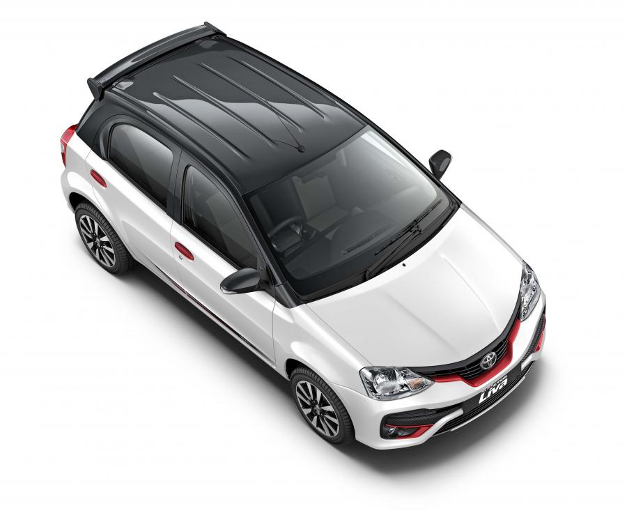  Toyota Etios Liva Limited Edition 2018 года  (фото 2 из 3)